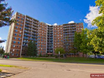 Apartments for Rent in Ottawa -  Royalton Place - CanadaRentalGuide.com