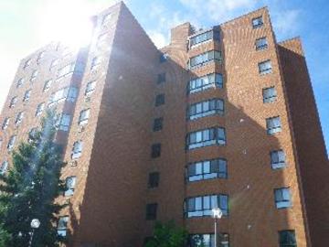 Apartments for Rent in Cambridge -  14 Spruce Street - CanadaRentalGuide.com