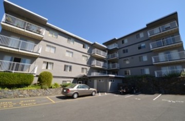 Apartments for Rent in Victoria - Rockmeare Manor - CanadaRentalGuide.com