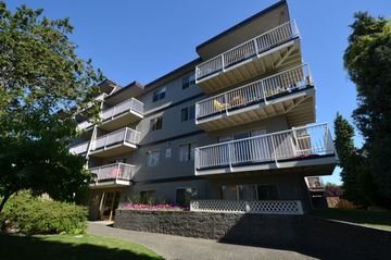 Apartments for Rent in Victoria -  Rockmeare Manor - CanadaRentalGuide.com