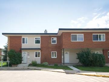 Apartments for Rent in Edmonton -  Garden Court - CanadaRentalGuide.com