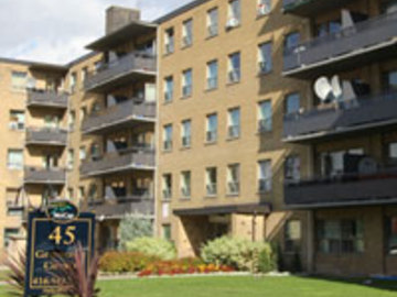 Apartments for Rent in Scarborough  -  Greencrest Apartments - CanadaRentalGuide.com