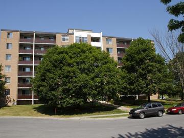 Apartments for Rent in Kingston -  Carlton - CanadaRentalGuide.com