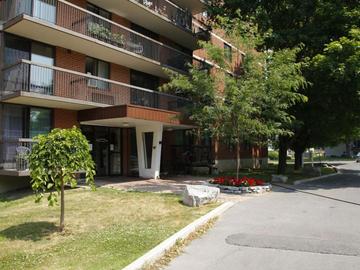 Apartments for Rent in Kingston -  Queen Mary - CanadaRentalGuide.com