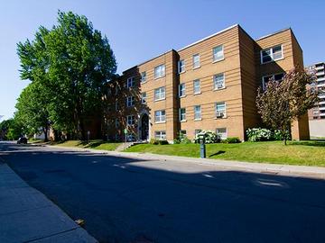 Apartments for Rent in Ottawa -  290 Mona Avenue - CanadaRentalGuide.com