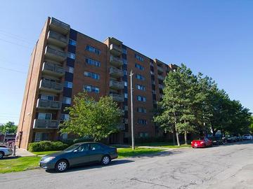 Apartments for Rent in Ottawa -  860 Blackthorne Avenue - CanadaRentalGuide.com