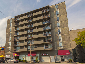 Apartments for Rent in Calgary -  Kingston Tower - CanadaRentalGuide.com