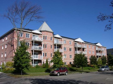 Apartments for Rent in Quebec City -  Faubourg de la Pointe Apartments - CanadaRentalGuide.com