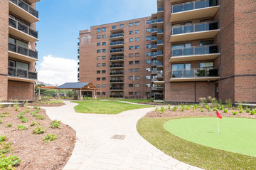 Apartments for Rent in Burlington -  Rosemount Apartments - 2386-2400 New Street - CanadaRentalGuide.com