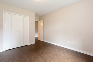 Apartments for Rent in Hamilton -  157 Pearl Street - CanadaRentalGuide.com
