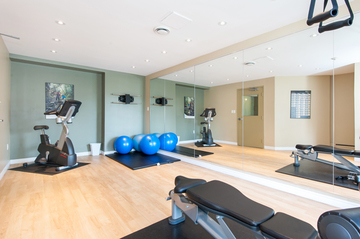 Apartments for Rent in Hamilton -  157 Pearl Street - CanadaRentalGuide.com