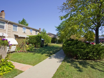 Apartments for Rent in Burlington -  Tycourt Apartments and Townhomes - CanadaRentalGuide.com