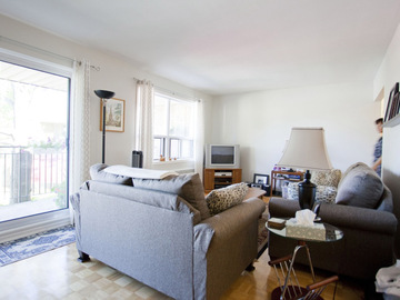 Apartments for Rent in Burlington -  Tycourt Apartments and Townhomes - CanadaRentalGuide.com