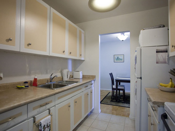 Apartments for Rent in Burlington -  Tycourt Apartments and Townhomes - CanadaRentalGuide.com