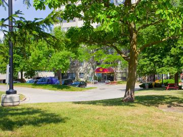 Apartments for Rent in London -  Fiddlers West Apartments - CanadaRentalGuide.com