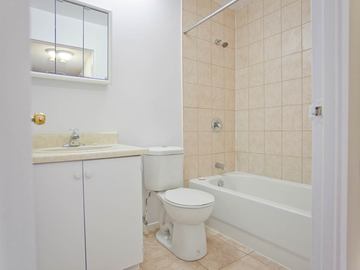 Apartments for Rent in London -  Fiddlers West Apartments - CanadaRentalGuide.com