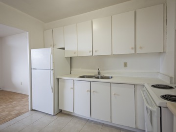 Apartments for Rent in Toronto -  Alpine Apartments - CanadaRentalGuide.com