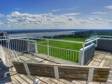 Apartments for Rent in Quebec City -  Le St-Laurent Apartments - CanadaRentalGuide.com