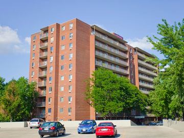 Apartments for Rent in London - Wyndfield Place Apartments - CanadaRentalGuide.com