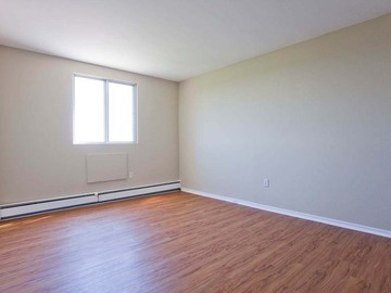 Apartments for Rent in London -  Wyndfield Place Apartments - CanadaRentalGuide.com