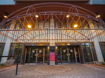 Apartments for Rent in Quebec City -  Le St-Laurent Apartments - CanadaRentalGuide.com