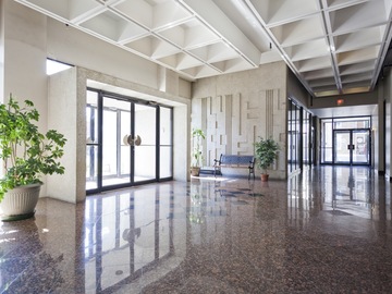 Apartments for Rent in Quebec City -  Le St-Laurent Apartments - CanadaRentalGuide.com