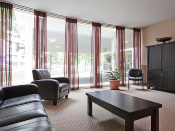 Apartments for Rent in Burlington -  Pine Terrace Apartments - CanadaRentalGuide.com