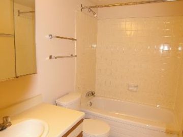 Apartments for Rent in Calgary -  Bonaventure Apartments - CanadaRentalGuide.com