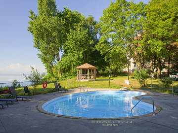 Apartments for Rent in Burlington -  Lord Nelson Apartments - CanadaRentalGuide.com