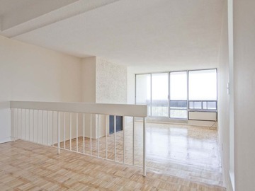 Apartments for Rent in Oakville -  White Oaks Apartments - CanadaRentalGuide.com