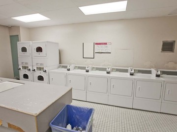 Apartments for Rent in Oakville -  White Oaks Apartments - CanadaRentalGuide.com