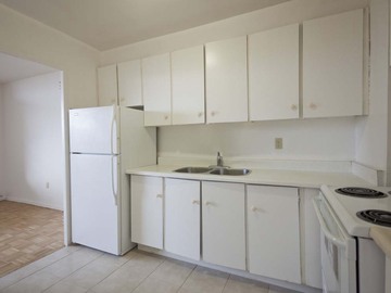 Apartments for Rent in Toronto -  Bentley Apartments - CanadaRentalGuide.com