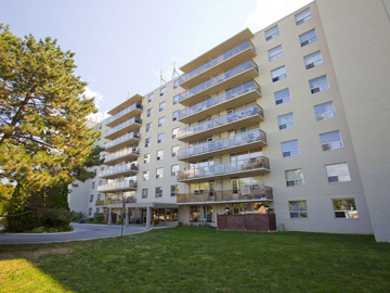 Apartments for Rent in Burlington -  Longmoor Terrace Apartments - CanadaRentalGuide.com