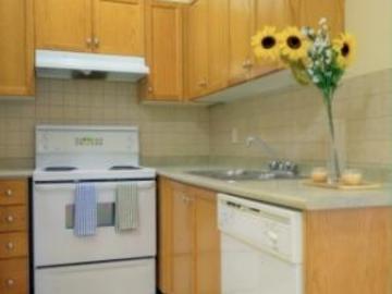 Apartments for Rent in Toronto -  Wellesley Apartments - CanadaRentalGuide.com