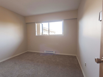Apartments for Rent in Victoria -  Don Quadra Apartments - CanadaRentalGuide.com