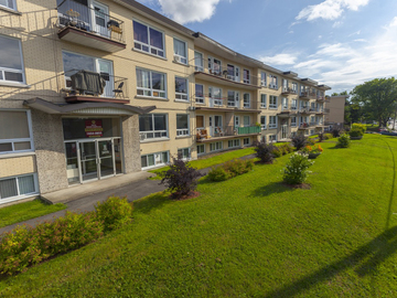 Apartments for Rent in Quebec City -  Le Fontainebleau Apartments - CanadaRentalGuide.com