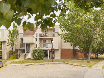 Apartments for Rent in Calgary - Cedar Ridge Apartments - CanadaRentalGuide.com