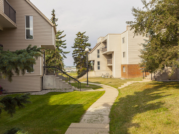 Apartments for Rent in Calgary -  Cedar Ridge Apartments - CanadaRentalGuide.com
