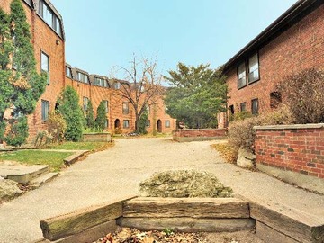 Apartments for Rent in Toronto -  Cassandra Townhomes - CanadaRentalGuide.com