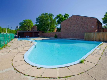 Apartments for Rent in Toronto -  Cassandra Townhomes - CanadaRentalGuide.com
