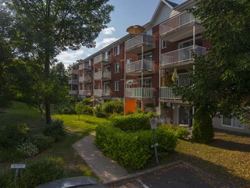 Apartments for Rent in Quebec City - Domaine Laudance Apartments - CanadaRentalGuide.com