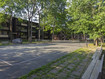 Apartments for Rent in Quebec City -  Jardin Des Seigneurs Apartments - CanadaRentalGuide.com