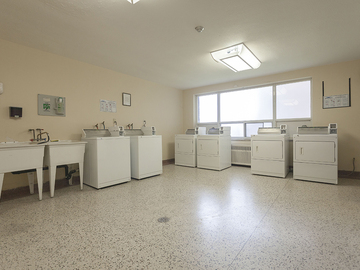 Apartments for Rent in Toronto -  Belmar Apartments - CanadaRentalGuide.com