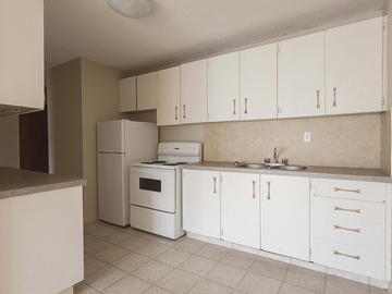 Apartments for Rent in Calgary -  Camelot Suites - CanadaRentalGuide.com